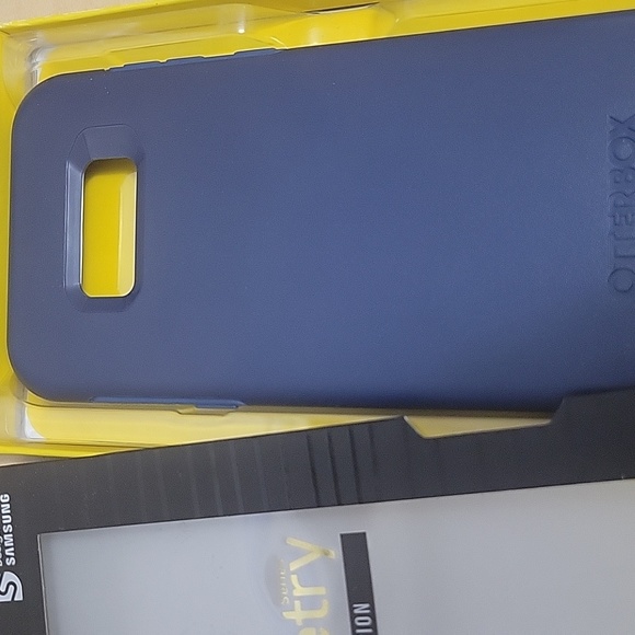OTTERBOX  Symmetry Series Fitted Case/Skin for Samsung S8+ Blue - Picture 4 of 5